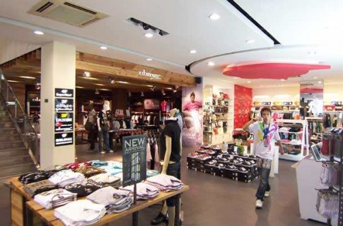 以纯官方网站专卖店：以纯品牌发展故事