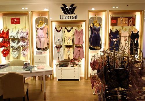 华歌尔官方旗舰店：与迪桑特合作 打造高品质运动内衣