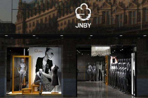 江南布衣官方旗舰店：推出城市会员店打造双重消费体验