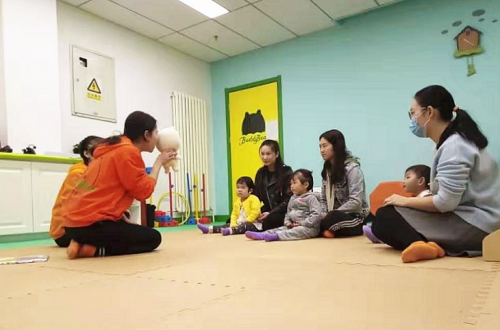 与芭迪熊亲幼馆的一场相遇，如何成就她的教育梦想？