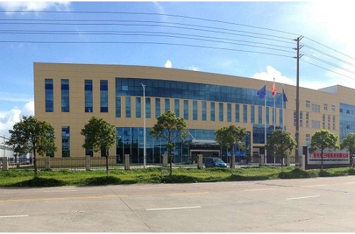 为迎合定制化生产！雷火电竞官网首页登录品牌长虹花费一年时间建成“5G+工业互联网”生产线
