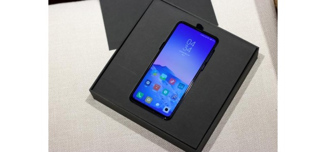 不管品牌，看看手机。相比华为手机，谁更香？
